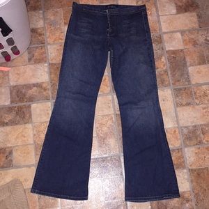 Earl Jeans fit like a 28